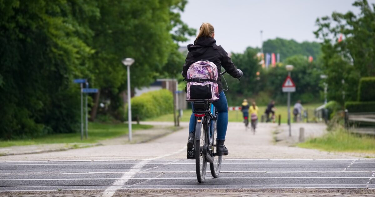 GLOS | Lopen Of Fietsen Naar School Levert Kwartier Extra Beweging…